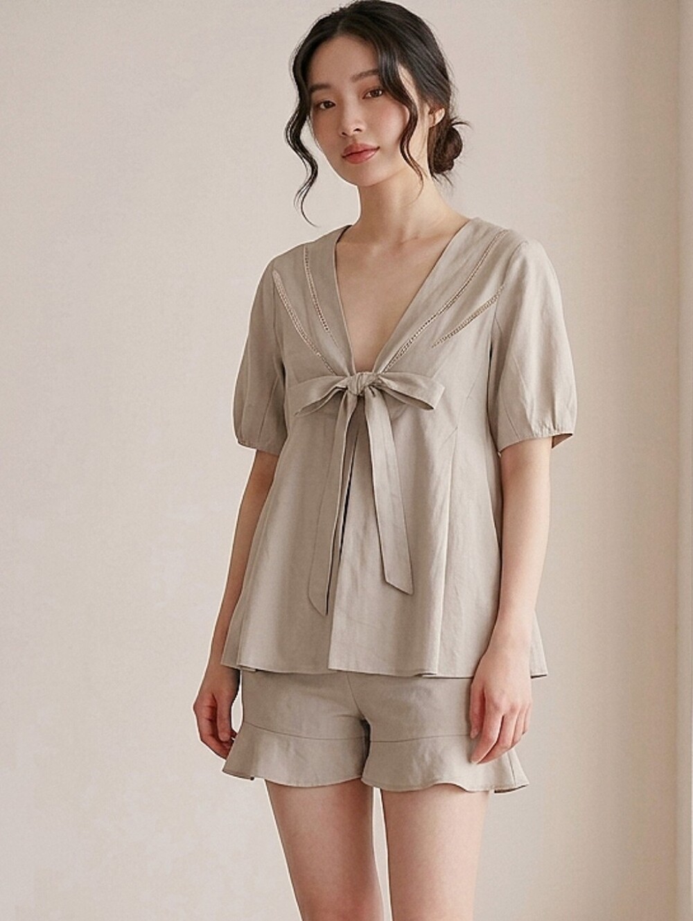 Vintage MARNI Oatmeal Tie Front Italian Sash Peplum Pleated Top Y2K